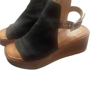 Miz Mooz Black Wedge Sandals